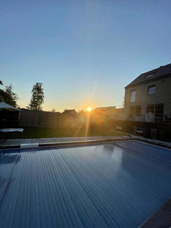 Appartement 5 Personnes Avec Acces Piscine Et Jacuzzi Villers-la-Ville Kültér fotó